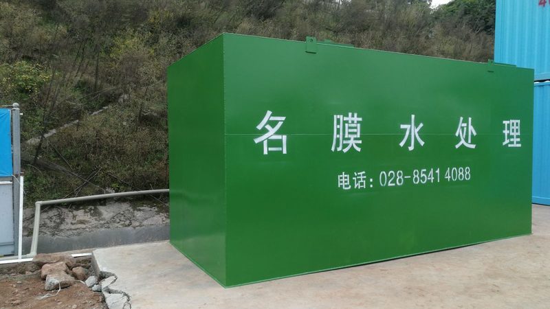 不锈钢焊接烟尘滤筒除尘器：材质选择与性能解析